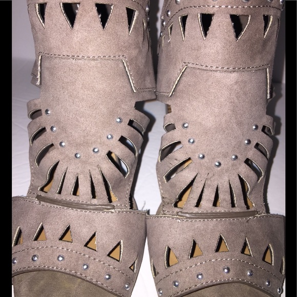 Sexy Qupid laser cut open toe booties - Picture 3 of 8